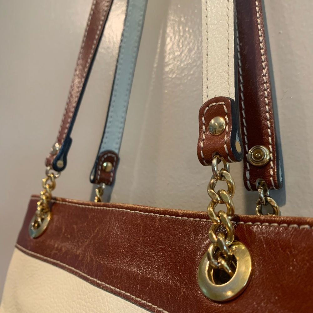 Vintage Bally shoulder Bag Gold Chain Accents - Picture 3 of 12